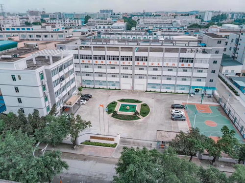 应该怎么选择工厂做护肤品oem